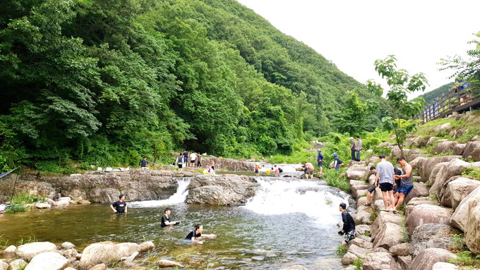 [경북 가볼만한 곳] 영천, 폭염 잊게하는 치산캠핑장·계곡·폭포