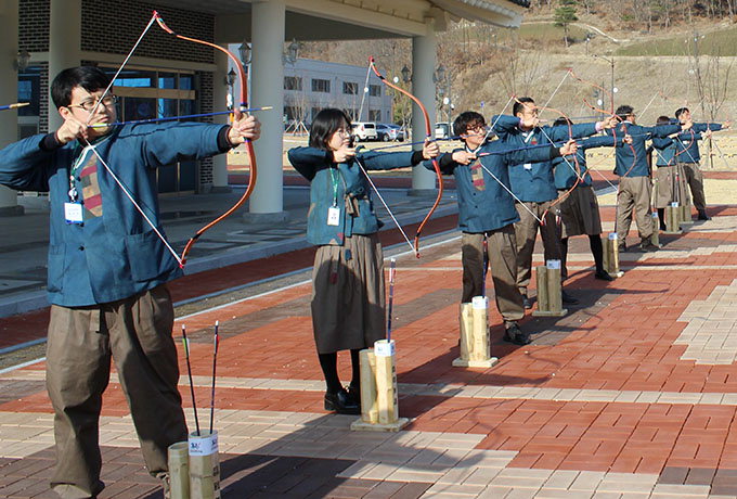 [경북 가볼만한 곳] 청도, 가상 현실로 수련·전투·승마 화랑경험