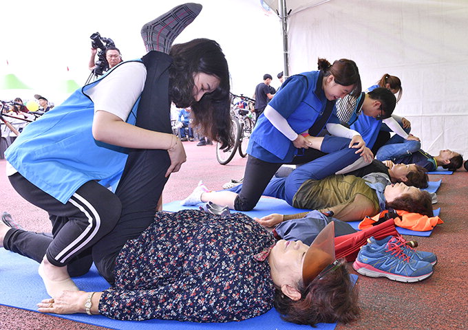 초가을 정취 즐기고 건강 다지고…낙동강변 라이딩 ‘일석이조’