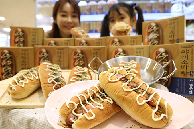 일본 대중간식 야끼소바빵