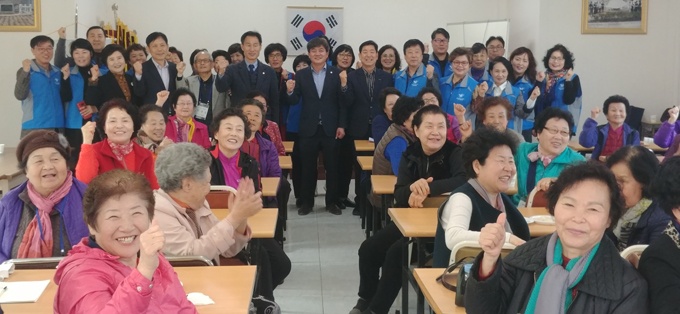 포항시와 포항시 마을평생교육지도자협의회, 2019년 찾아가는 동네경로당 대학 개강