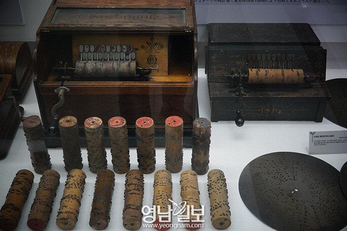 진기한 벼루 1500여점·문방사우 ‘문화 사랑방’ - 그때 그 감동의 ‘뮤직박스’