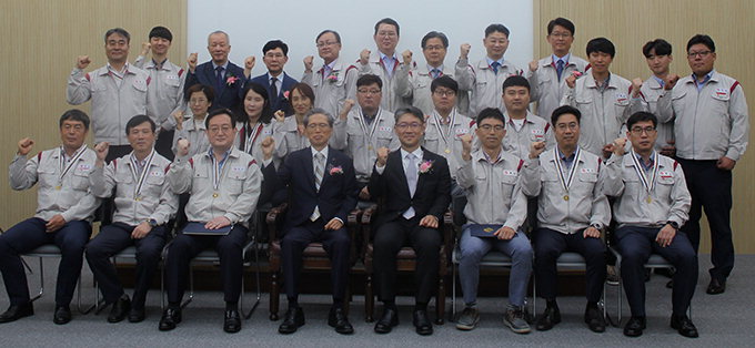 창업 61주년 화성산업 ‘사랑의 집수리 봉사’