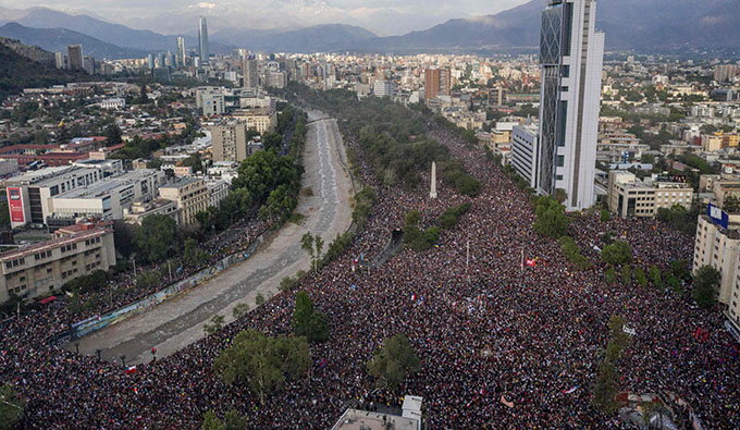 칠레서 100만여명 시위