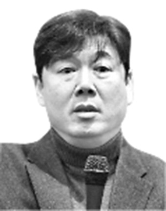 [영남시론] 쇄신과 통합, 한국당의 선택은?