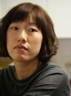 하재연 시인 우주적인 안녕 구상문학상 수상
