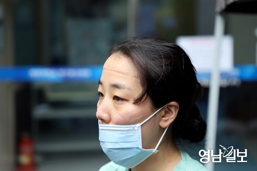 24시간 진료체계...지금 병원은 한 마디로 전쟁터...6일째 집에 가지 못했다
