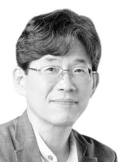[박상준의 스토리 오브 스토리 .32] 소설과 영화 두 편의 닥터 지바고