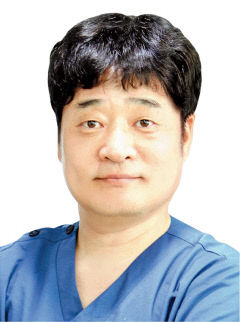 [박세호의 치아 톡 투유] 입안의 음식물 쓰레기 치석·치태