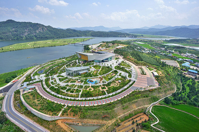 2020052801000918600036711