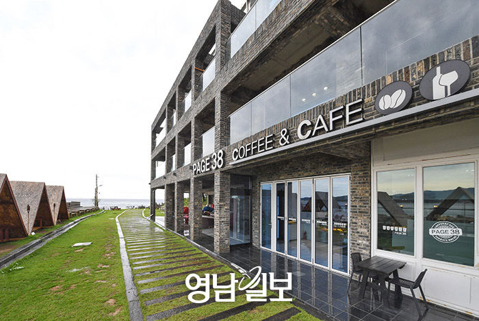 [스토리텔링 2020] 포항 12경 둘레 맛 기행 바다 전망은 기본, 다양한 휴식공간을 갖춘 페이지38