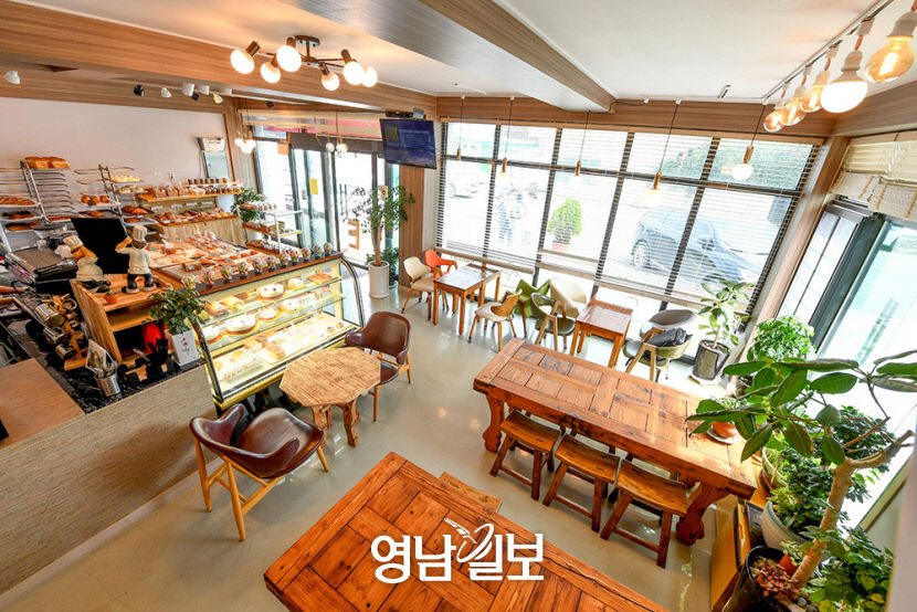 [스토리텔링 2020] 포항 12경 둘레 맛 기행 명인의 손길이 느껴지는 베이커리 카페 청하 엘마론
