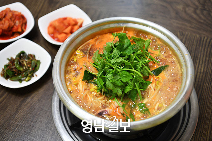 [스토리텔링 2020] 포항 12경 둘레 맛 기행 바다내음 가득한 모리국수 전문점 혜원식당