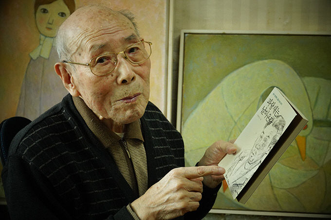 한 그림 풍에 갇히면 그림 그리는 기계…해마다 봄 오듯 성실히 그려왔다
