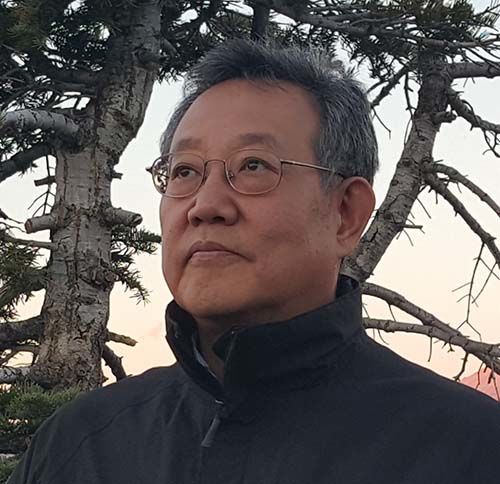 [출판가] 여혁동 시인 세번째 시집 엉덩이로 잡고 무릎으로 본다 출간