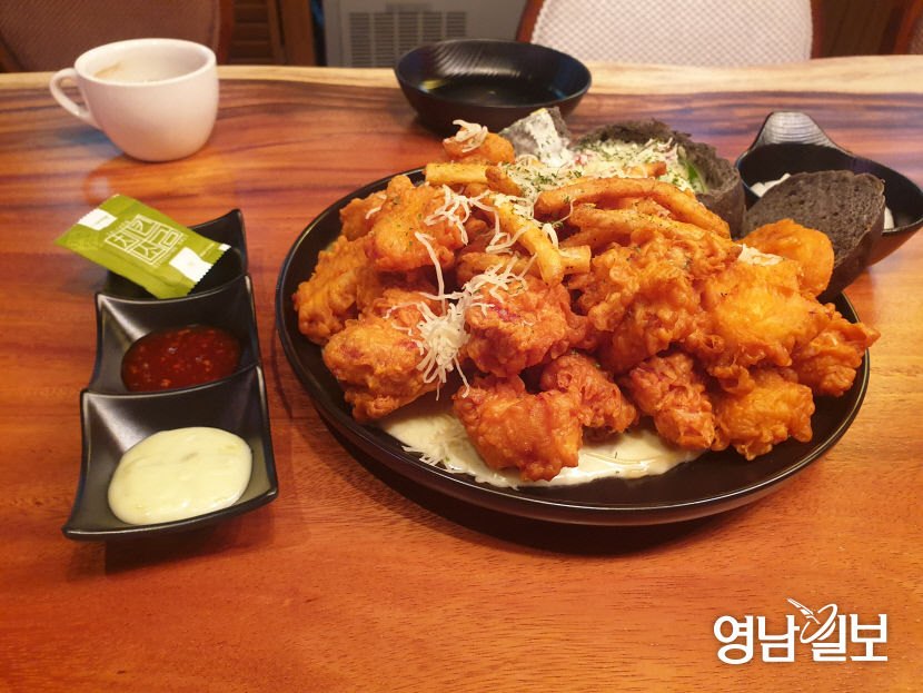 영화배우 신이, 신이내린닭으로 고향 대구서 치킨사업 본격화