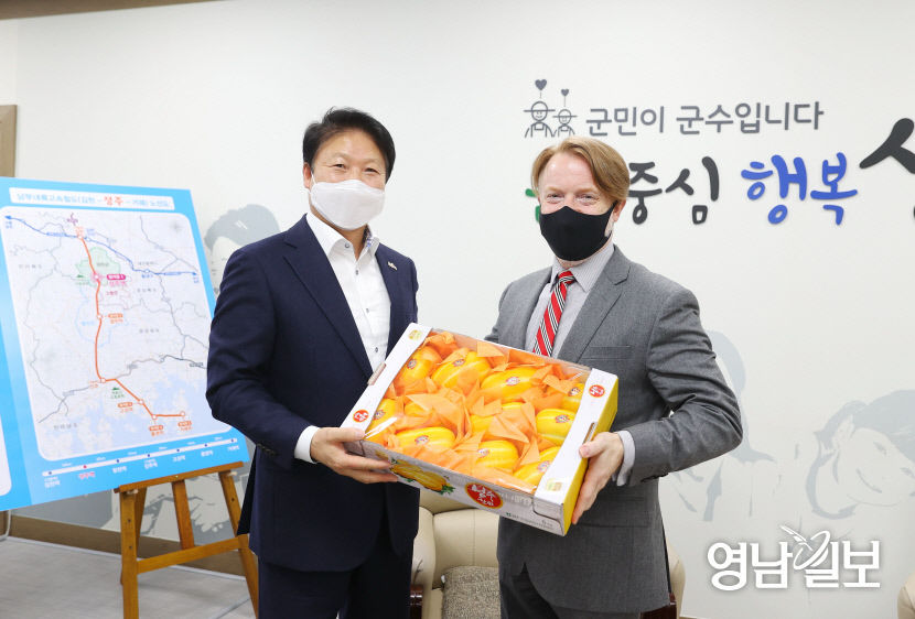 고든 처치 미국 영사  성주 참외 어렸을 때 부터 좋아해