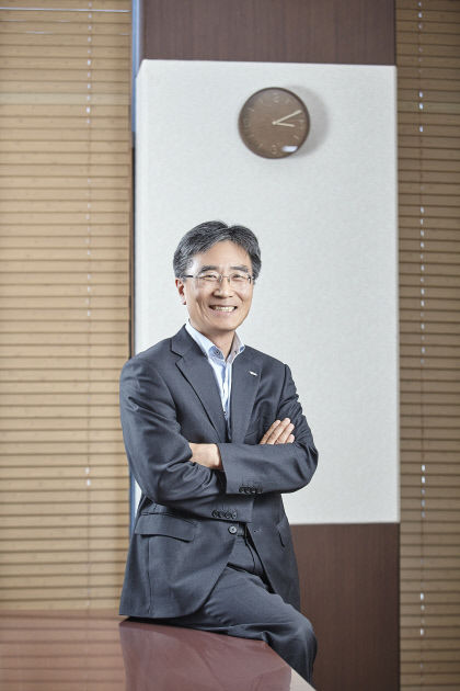 (주)에코프로비엠, 니켈 함량 80% 이상 하이니켈 기술력 세계 정상 다퉈
