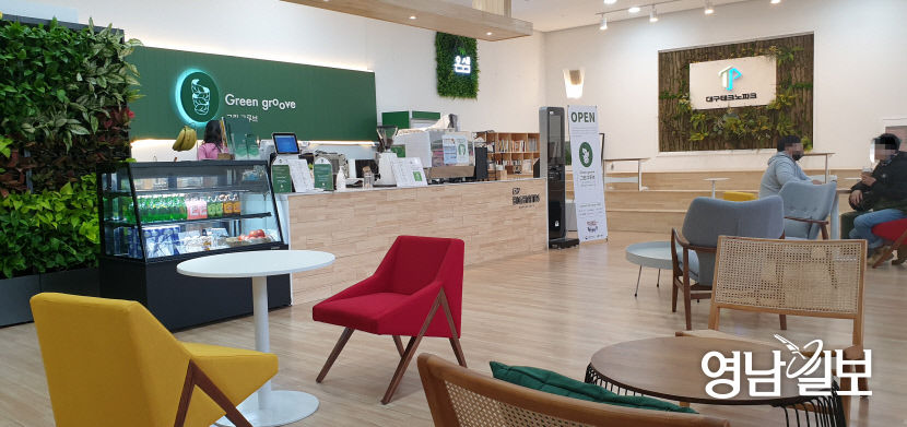 2021032501000942700038611