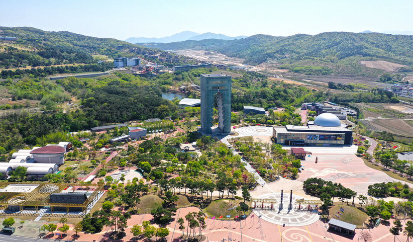 2021042201000824100033881