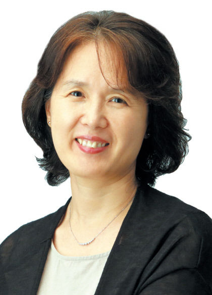 [김은경의 영화의 심장소리] 빛나는 (가와세 나오미 감독·2017·일본·프랑스)