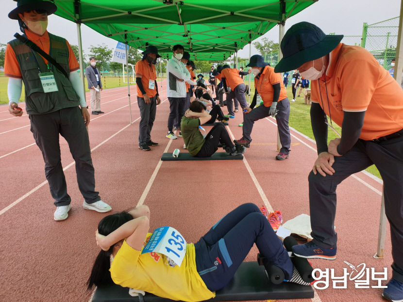 초임 연봉 4천500만원  구미시 환경관리원 경쟁률 52대 1 사상최고