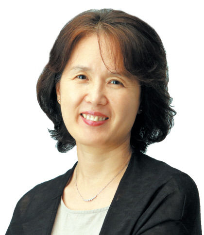 [김은경의 영화의 심장소리] 새벽의 약속 (에릭 바르비에·2017·프랑스·벨기에)