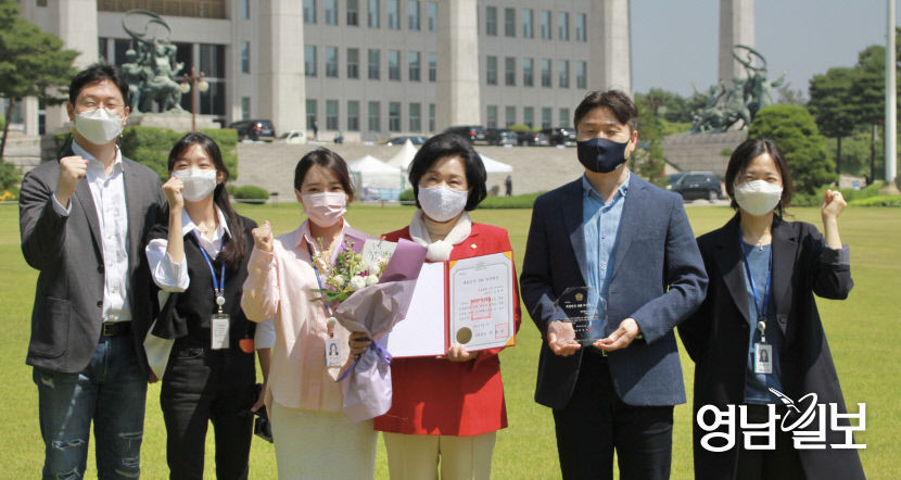 조명희 의원 제1회 대한민국 국회 의정대상 수상…기초연구진흥법 성과 인정받아