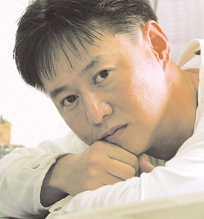 [김동욱의 낚시시대] 울릉도 벵에돔, 수면 위로 얼굴 내민 에메랄드빛 오팔아이와 눈 마주치자 심쿵
