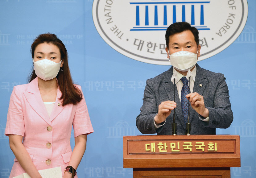 2021072801000907400036661