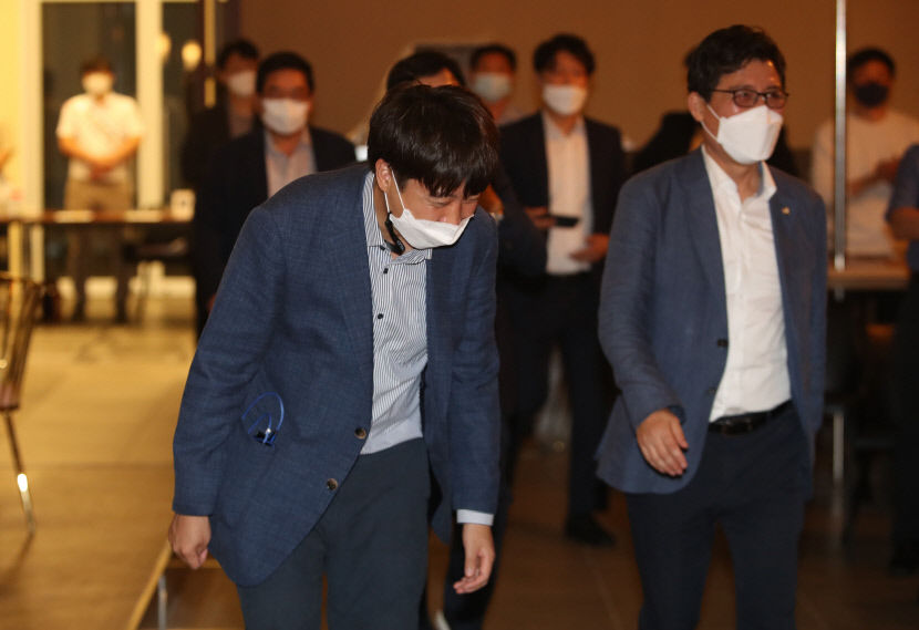 2021081101000357700014221