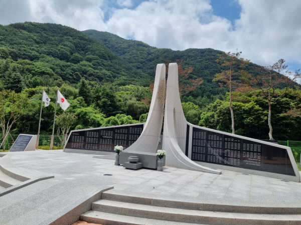 [대구경북 아픈 역사의 현장](2) 양심이 일어났는데 그게 어째서 반역이던가 달성 가창에 74년만에 건립된 10월항쟁 추모시설