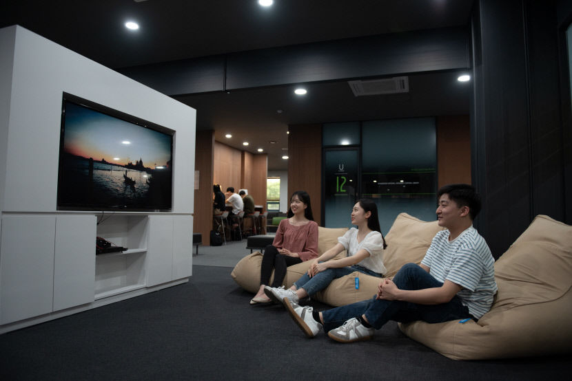 2021082101000642000026671