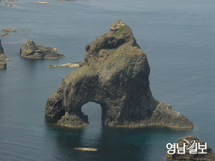 [울릉도·독도 파노라마 (7)] 독도 알고 방문하자-(상) 탐방 후 반드시 명예주민증 발급을