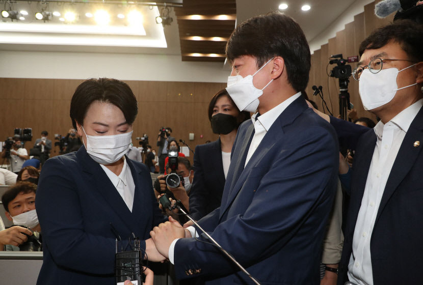 2021082501000794700032891