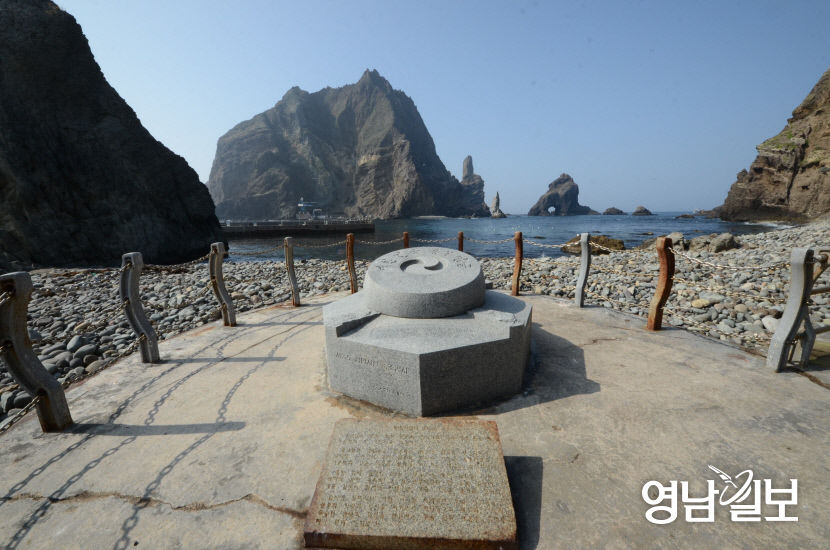 [울릉도·독도 파노라마 (8)] 독도 알고 방문하자 - (하) 독도경비대가 주둔하고 있는 곳은 동도일까 서도일까