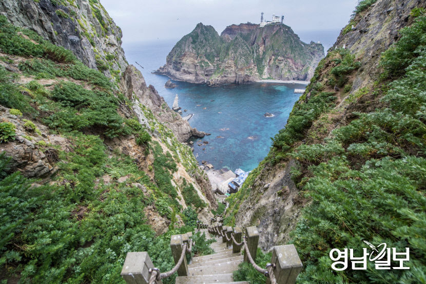 [울릉도·독도 파노라마 (8)] 독도 알고 방문하자 - (하) 독도경비대가 주둔하고 있는 곳은 동도일까 서도일까