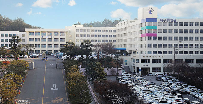 승부조작 대가 금품받은 혐의 전 프로야구 삼성 선수 윤성환 징역 1년 선고