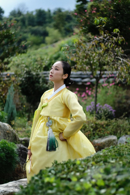 권가연