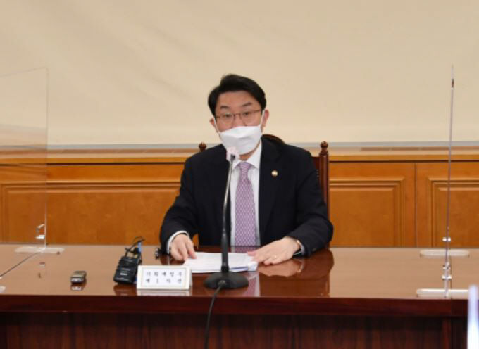 기재부 다음주 유류세 인하 폭, 적용 시기 발표 ...내년 2월까지 적용 가능성