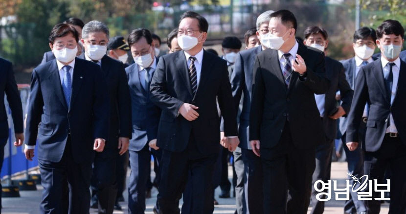 2021102601000783000031981