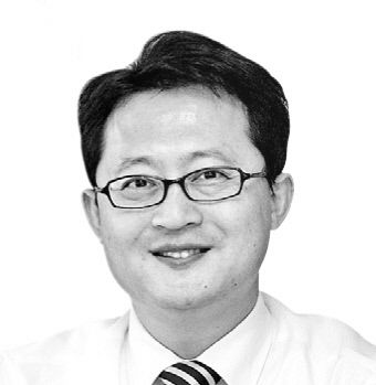 [영남타워] 대선은 지지자만의 우두머리 뽑는 게 아니다