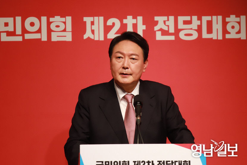 윤걱열2
