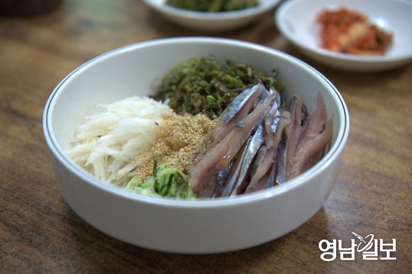 [울릉도 독도 파노라마 .19] 맛의 방주에 등재된 칡소...오징어내장탕·꽁치물회 등 일미 천지