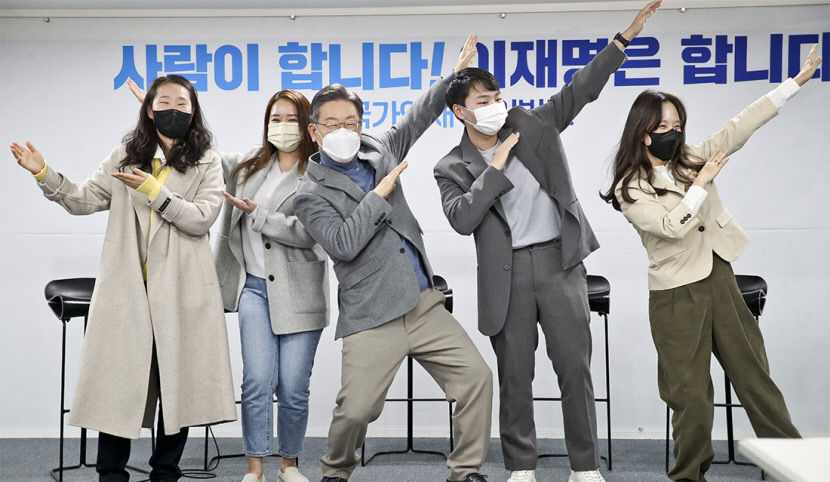 2021120201000058100001371