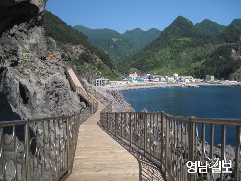 [울릉도·독도 파노라마 .21] 국가지질공원(2) - 바위 오르는 9마리 거북, 국수 모양 주상절리 등 울릉 서면에 6곳