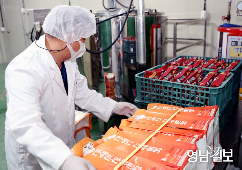 안동인 안동찜닭 이태규 대표...가정에서 손쉽게 조리해서 먹을 수 있는 가정용 안동인 안동찜닭 개발 호평