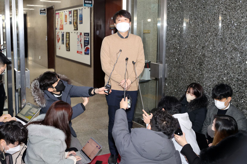 2022010301000084400003251