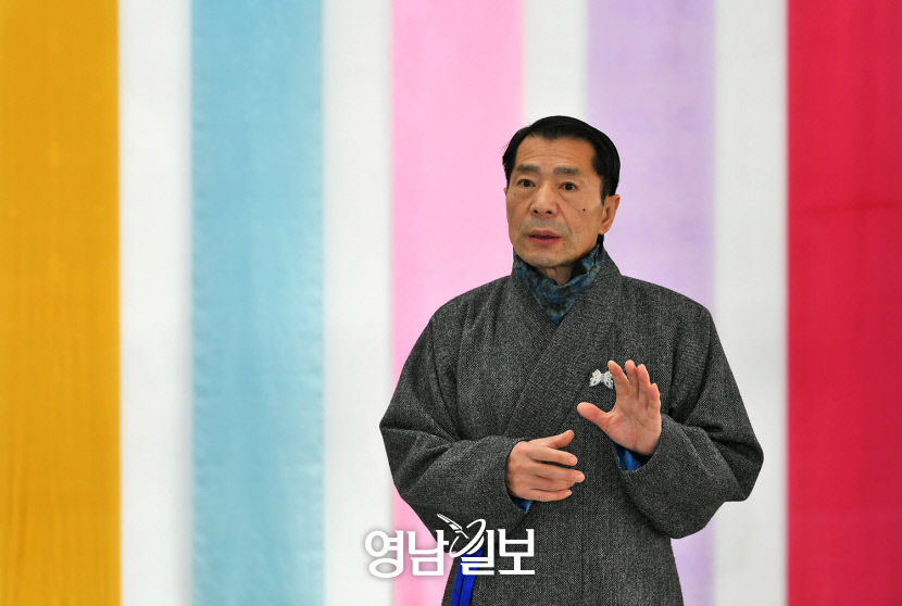 [김수영의 피플] 이형호 한복진흥원장 한복 세계적 관심...삼국시대부터 우리 옷 100개 선정해 패션쇼 열 계획
