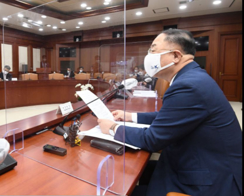 2022011301000382600015241